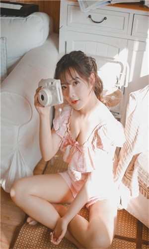 草莓+榴莲+秋葵+丝瓜+香蕉视频下载
